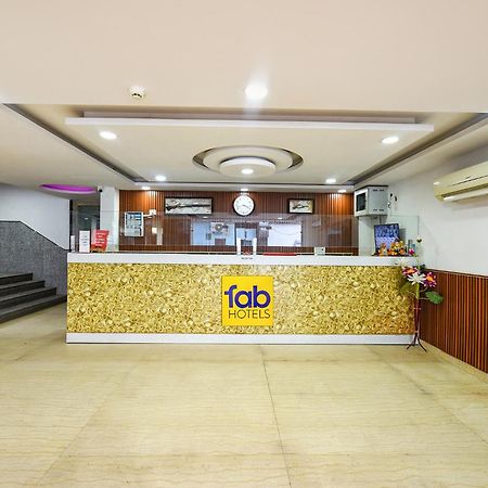Fabhotel Belwood Near Igi Airport Нью-Дели Экстерьер фото